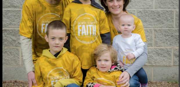 The Crawford family. (Photo credit: Chad Estes of Starry Night Media)