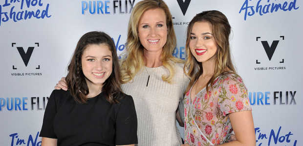 Korie, Bella, and Sadie Robertson (Frederick Breedon/Getty Images for Pure Flix)