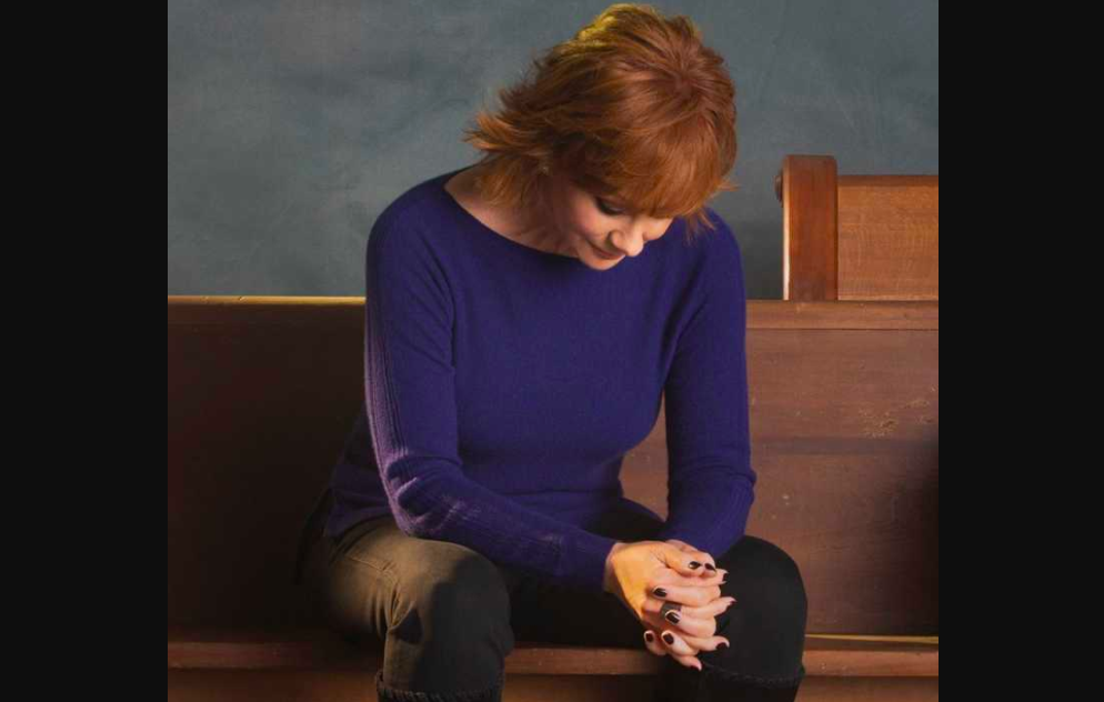 Image souce: Facebook/Reba McEntire