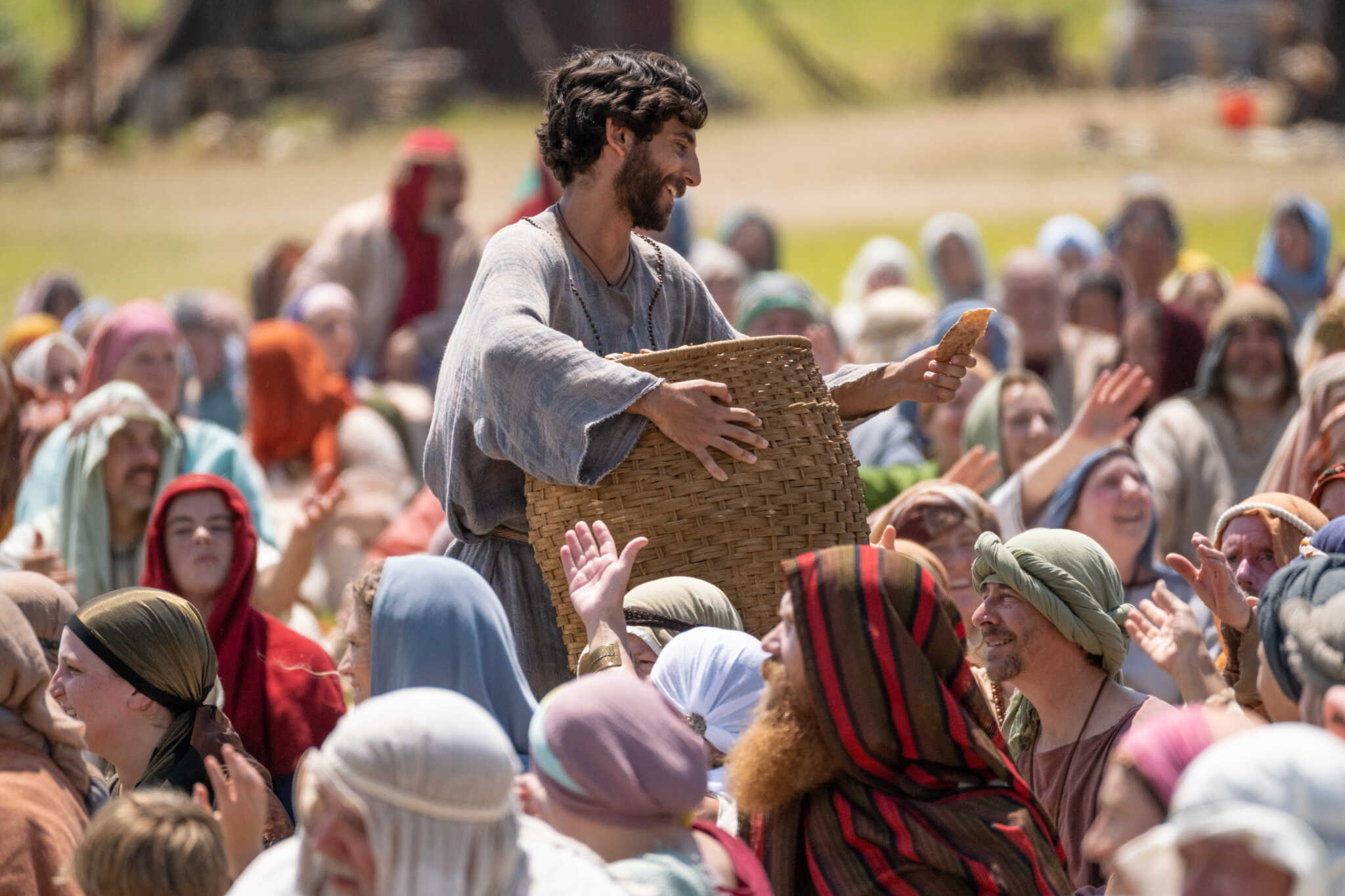FIRST LOOK: 5 Powerful Photos From ‘The Chosen’s’ Biblical Recreation ...