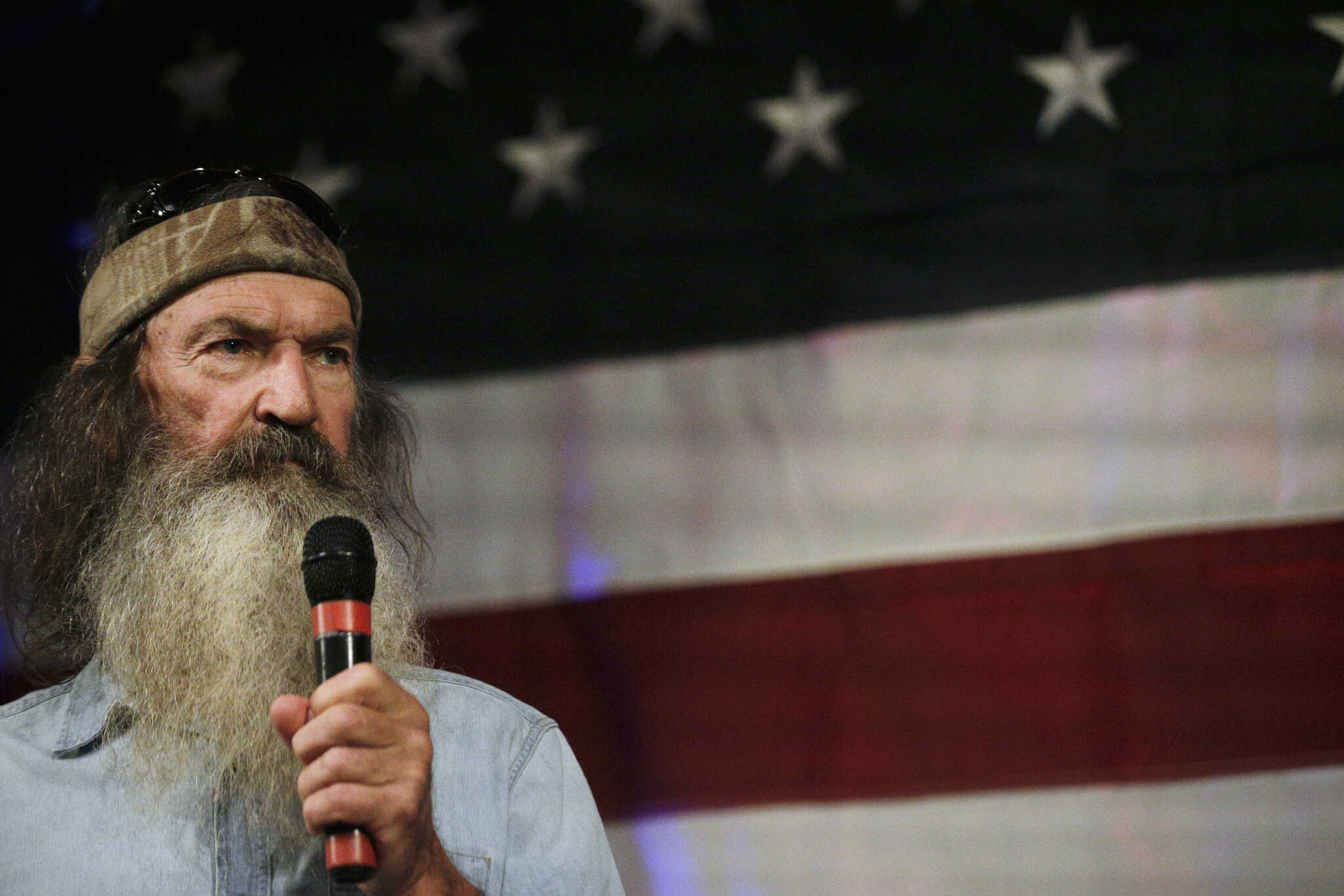 ‘Duck Dynasty’ Stars Phil and Miss Kay Robertson Reflect on True ‘Joy